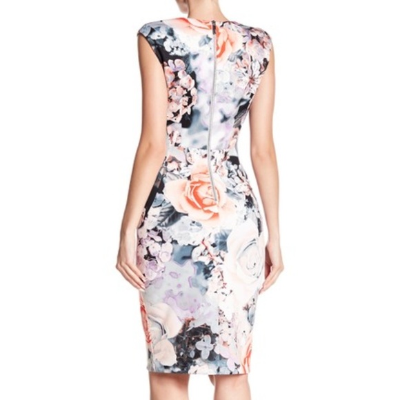 Modern American Designer | V-Neck Scuba Sheath 14 - Picture 3 of 3